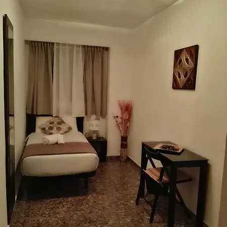 Iberia Lodging House Valenza